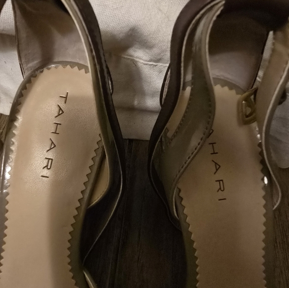 Tahari Gianna Taupe Wedge Sandals - Size 6M - Picture 2 of 7